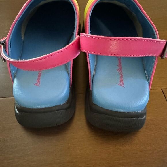 Girl's Hanna Andersson lime green floral Clogs Size 36 - Picture 2 of 7